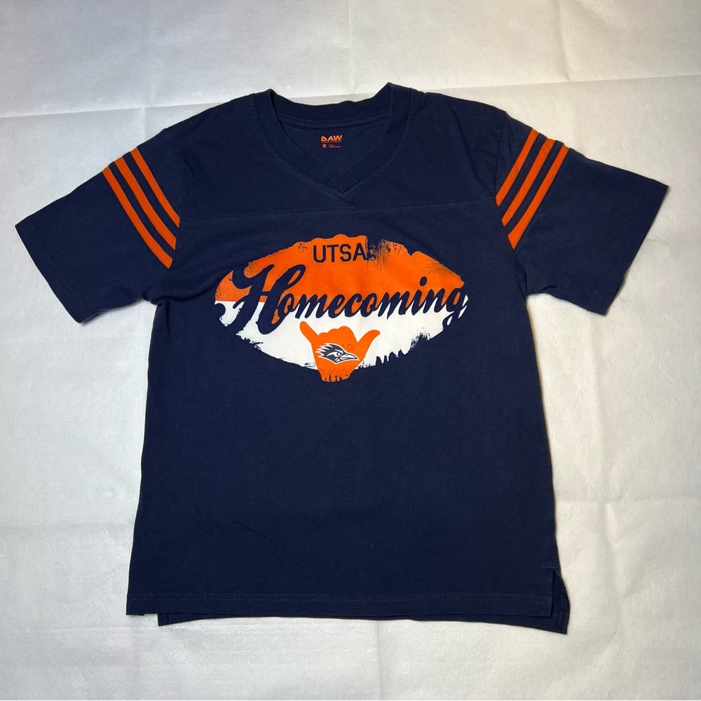 Navy and orange UTSA homecoming t-shirt